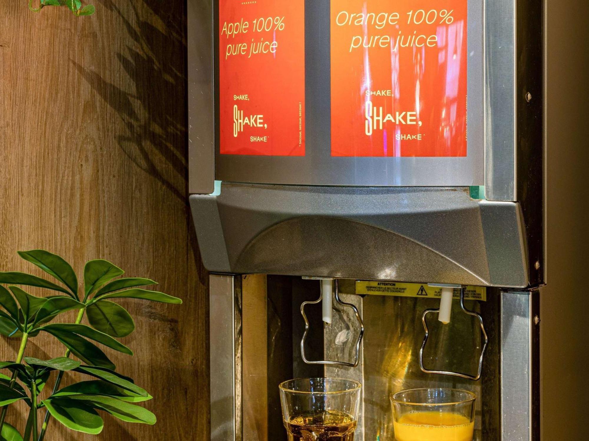 Hotel Ibis Bordeaux Centre - Gare Saint-Jean Zewnętrze zdjęcie